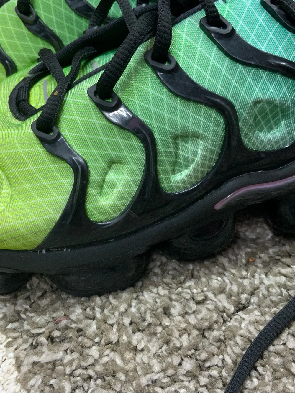 Authentic Nike Air VaporMax Plus TN sneakers in Men’s Size 11.5.